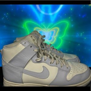 Nike Wmns Dunk High Football Grey